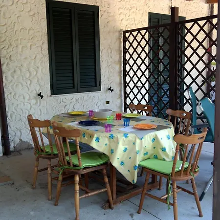 Semesterbostad Casa Di Cea